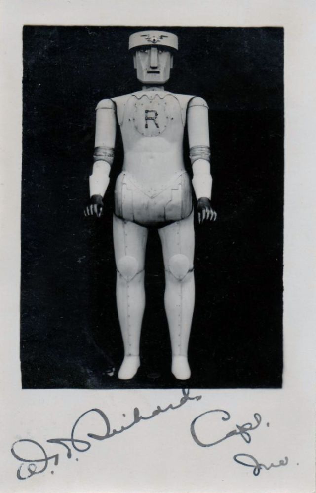 robert-robot-richards-001-x640