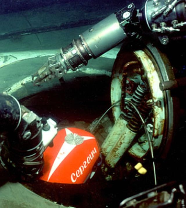 Mir (submersible) - Wikipedia