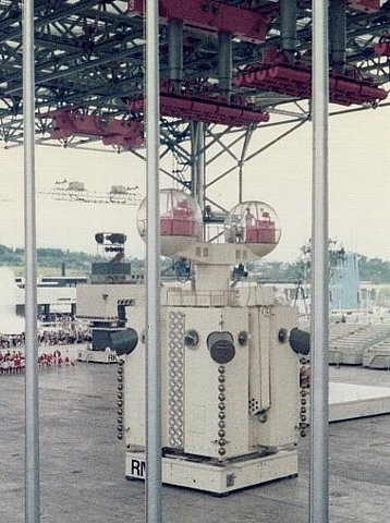 1970 - Expo'70 Osaka Demonstration Robot - Arata Isozaki (Japanese 